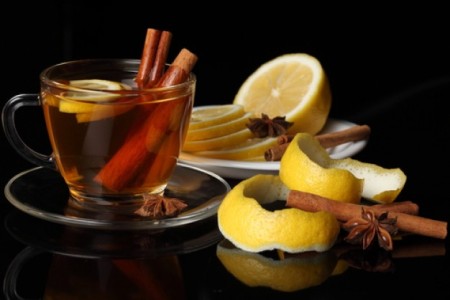 lemon-skin--cup-of-tea--tea--cinnamon-sticks_3241979