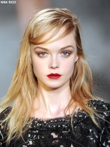 fall-2012-makeup-trends-black-cherry-lipstick-nina-ricci